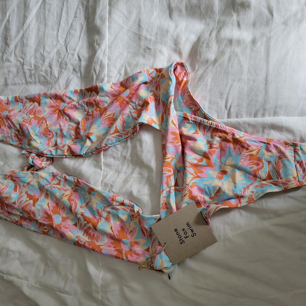 Stone Fox Azalea One Piece in Flower Power